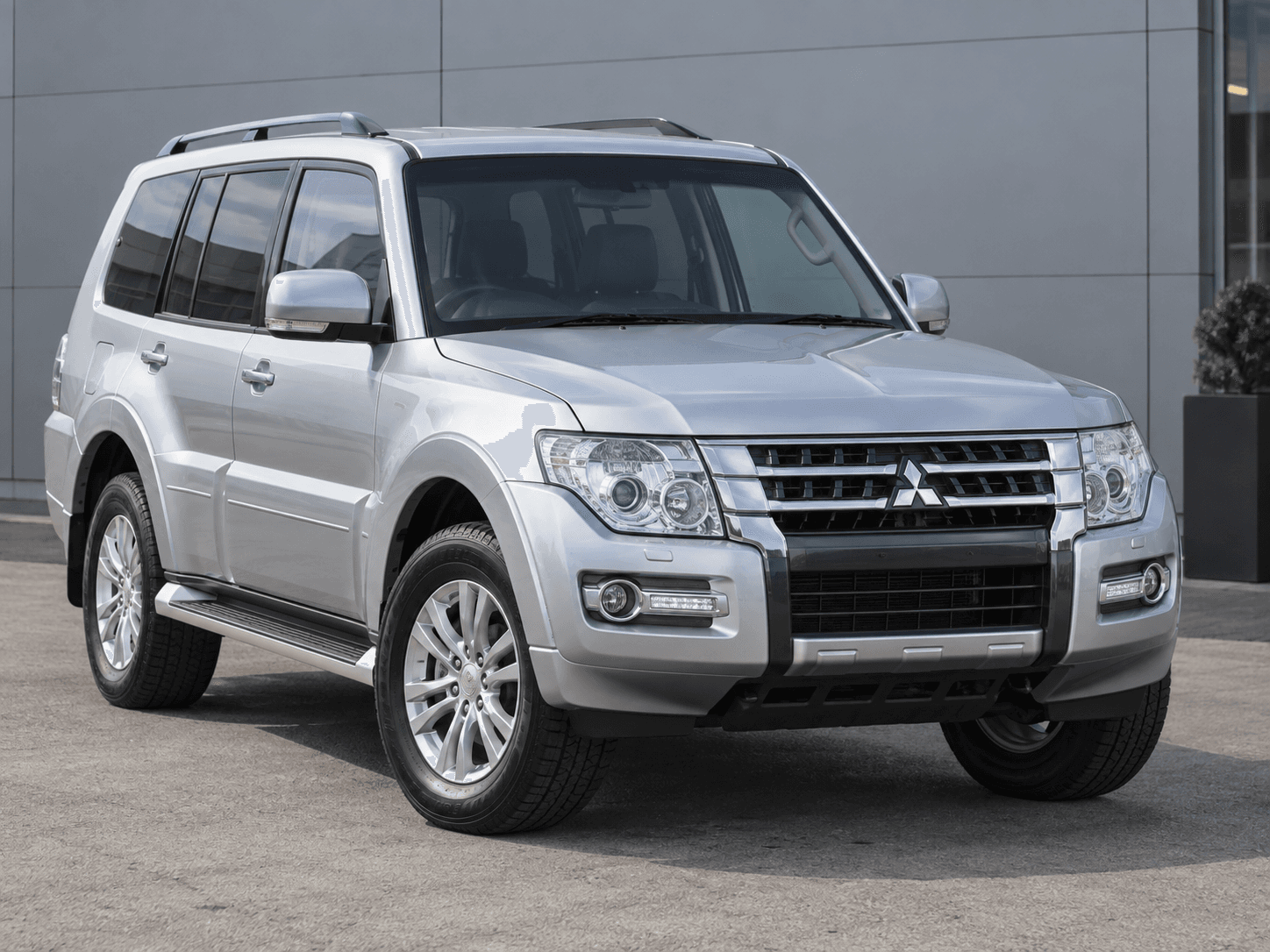 Mitsubishi Pajero / Montero 2018